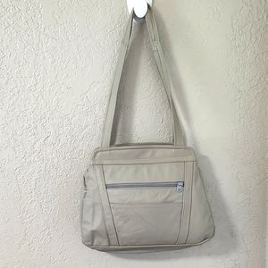 ROLFS VINTAGE COW HIDE LEATHER PURSE 👛